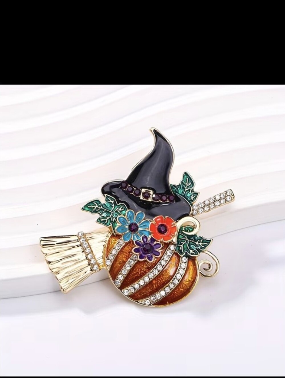 Witch Hat, Broom, Pumpkin Fall Decor Brooch NEW